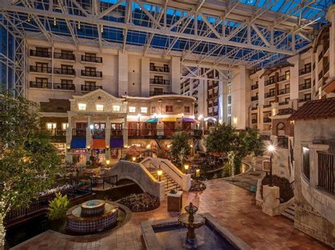 10-plus reasons to celebrate 4th of July weekend at Gaylord Texan ...