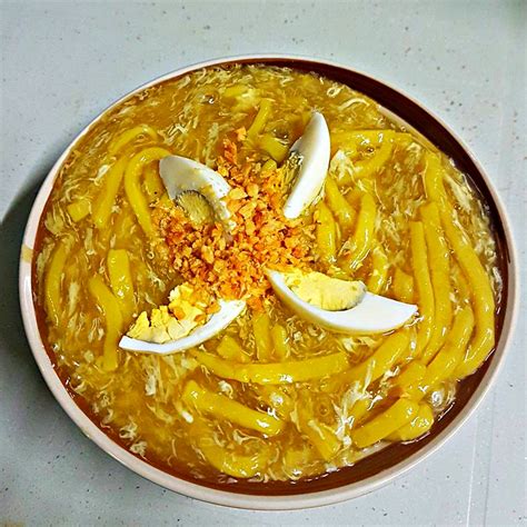 Lomi is a hunger-busting Pinoy noodle favorite – Getaway.PH