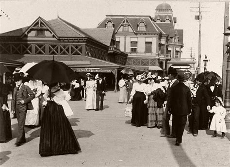 Vintage: Coney Island, New York City (1900s) | MONOVISIONS - Black & White Photography Magazine