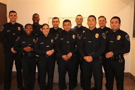 Ten new Fontana Police Department officers are sworn in during City Council meeting | News ...