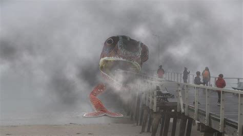 Fog monster : r/ShittyPhotoshop