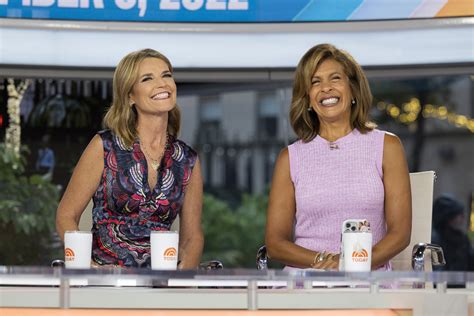 Today's Savannah Guthrie makes shock admission about her 'female partnership' with Hoda Kotb ...