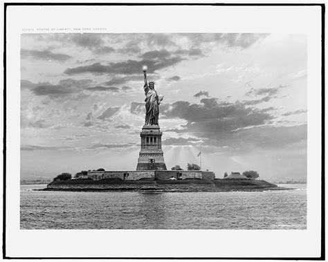 Statue of Liberty, New York harbor | Library of Congress