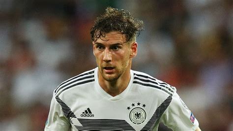 WATCH: Goretzka's back-garden brilliance