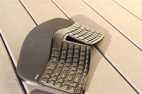 Microsoft ergonomic keyboard for business - unobetta