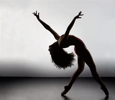 Contemporary-Dance – Tanzatelier-Claudine