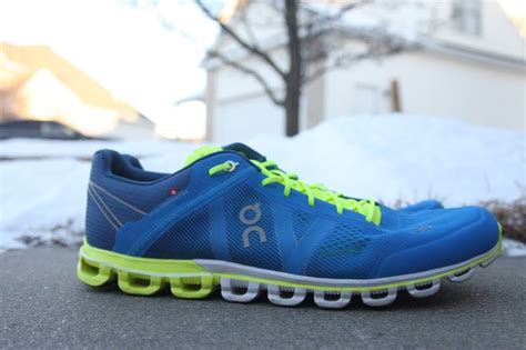 ON Cloudflow Review | Running Shoes Guru