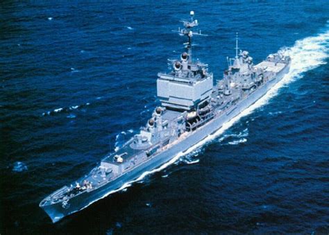 File:USS Long Beach (CGN-9) underway at sea, circa in the 1960s.jpg ...