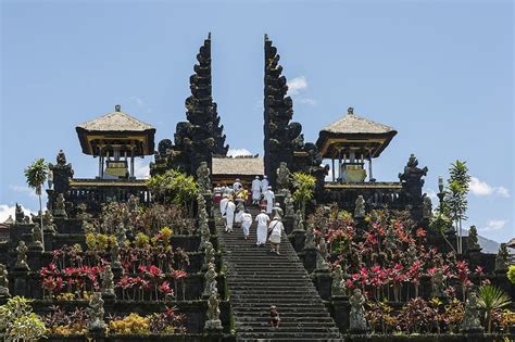 Mengenal 5 Tempat Ibadah Agama Yang Ada Di Indonesia Best Seller Gramedia | Porn Sex Picture