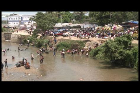 DVIDS - Video - Haiti-Dominican Republic Border Crossing and Market Place