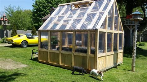 25 DIY Greenhouse Ideas and Plans