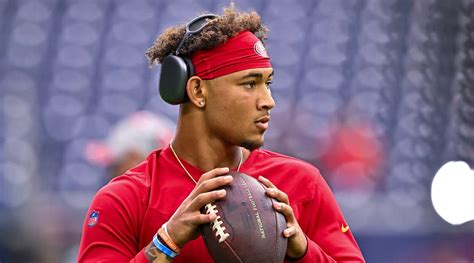 49ers’ Trey Lance Willing to Compete for Starting QB Role | WKKY Country 104.7