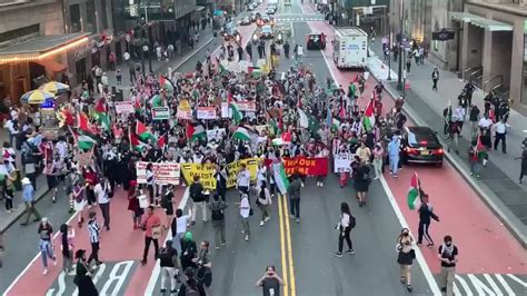 Pro-Palestinian Protesters Gather in New York Amid Jerusalem Flag March