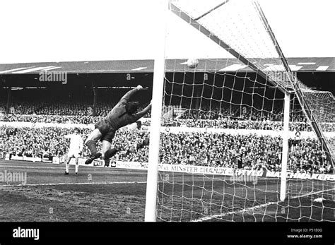 Leeds v Coventry 1975 Stock Photo - Alamy