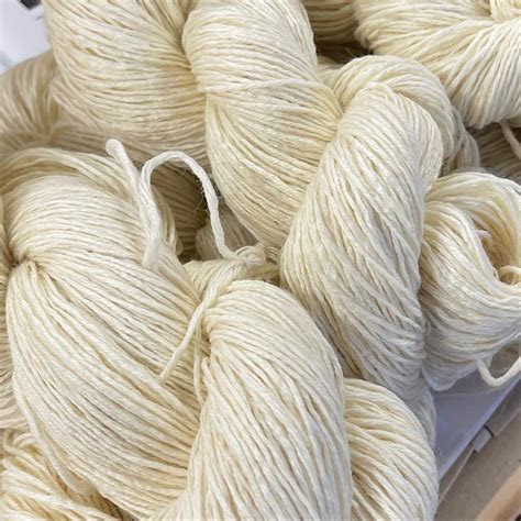 Undyed 100% Extrafine Merino Wool Yarn in Opera, Diesis, Concerto and ...