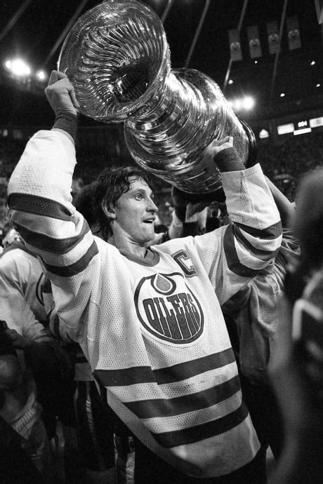 From 1988: The day Wayne Gretzky went to L.A. | CBC Archives