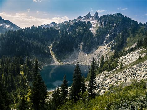 Alpine Lakes Wilderness - Washington State [4592x3448][OC] : r/EarthPorn