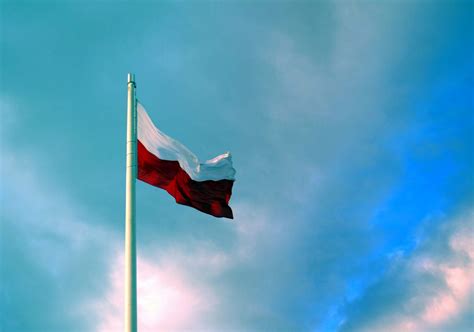 Poland Flag Wallpapers - Top Free Poland Flag Backgrounds - WallpaperAccess