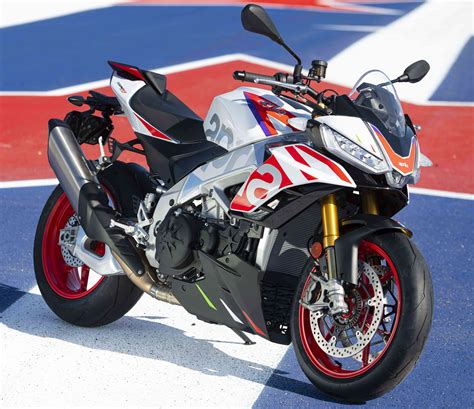 Aprilia V4 Factory Speed White 4 - Paul Tan's Automotive News