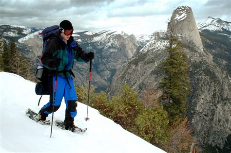 Snowshoeing in Yosemite 2024-2025 - Rove.me