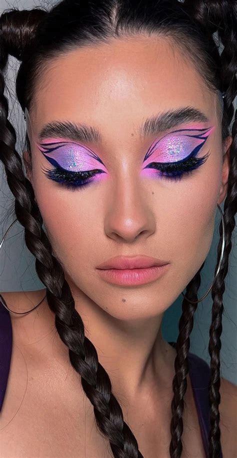 50+Makeup Looks To Make You Shine in 2023 : Spring Vibes