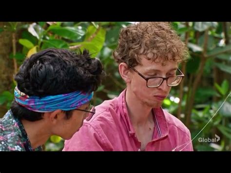 Did they not have any other shots of kendra ? 😭 : r/survivor