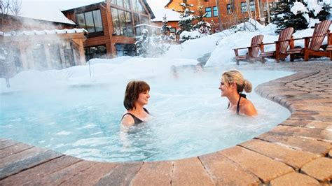 Visit the Nordik Spa-Nature in Chelsea, Quebec | Spa, Winter pictures ...