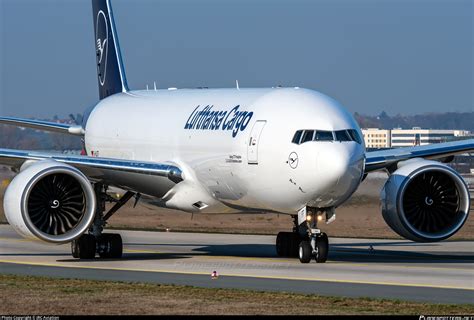 D-ALFF Lufthansa Cargo Boeing 777-F Photo by JRC | Aviation Photography | ID 936615 ...