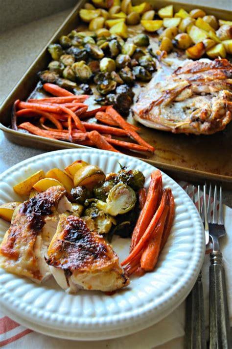 One Pan Honey Roasted Turkey and Vegetables - Food Fanatic