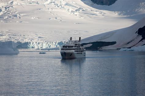 Le Lyrial | Le Lyrial in the Errera Channel, Antarctica. | Jack Salen ...