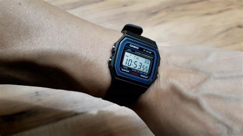 Casio F91W Review: A Classic Sports Watch All Men Need (2024)