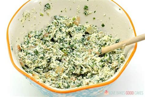 Spinach Ricotta Manicotti - Love Bakes Good Cakes