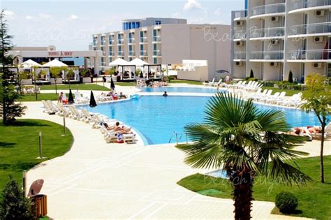 Atlantis Hotel & SPA in Bourgas: online booking, prices and reviews — BeachBulgaria.com