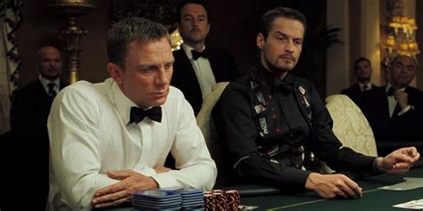 Daniel Craig's Selfless Casino Royale Moment Was A Secret Homage To Sean Connery's James Bond