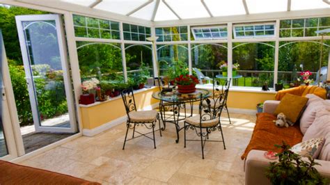 Solarium and Sunroom Difference Explained | Strong Build