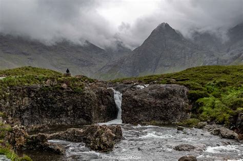 7 Must Know Tips For the Isle of Skye Fairy Pools in Scotland