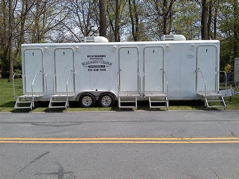 Luxury Restroom Trailers