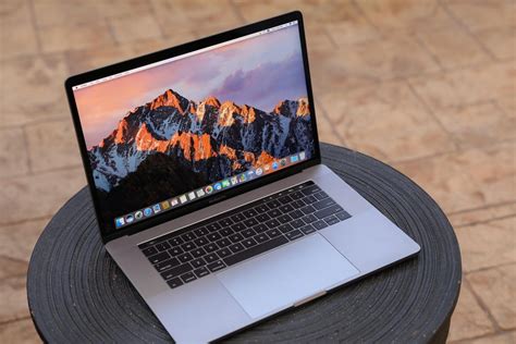 The 15-inch MacBook Pro is ready for its closeup - CNET