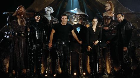 free screensaver wallpapers for farscape | Superhero movies, Stephen ...