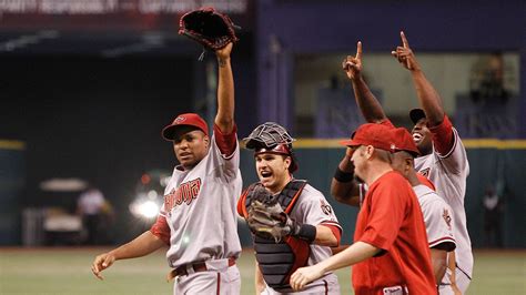 Edwin Jackson, only MLB player to play for 14 teams, announces ...