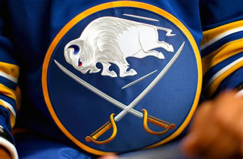 Buffalo Sabres Return to Royal, Unveil New Logo and Uniforms – SportsLogos.Net News