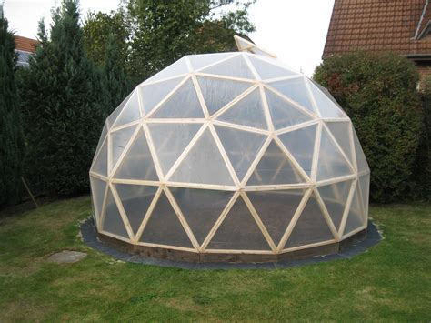 DiY Geo Dome, Greenhouse | Dome greenhouse, Geodesic dome greenhouse ...