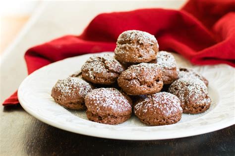 Chocolate Puffs for Hamilton Buffs: A Sweet 18th Century Recipe | Tech ...