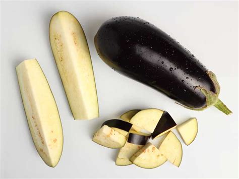 7 Surprising Health Benefits of Eggplants