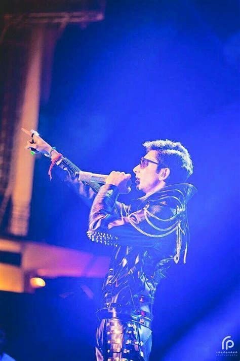 Pin by Hasi on AniRudh | Anirudh ravichander, Concert, Rockstar