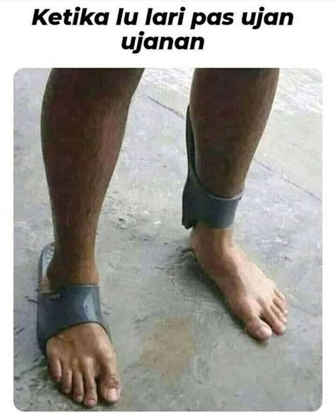 11 Meme Lucu 'Sandal Jepit' Ini Bikin Ngakak Setuju