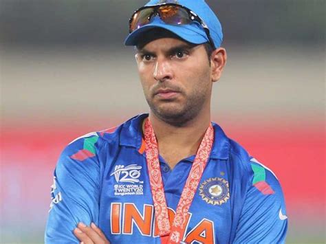 Yuvraj Singh Defensive After Dad Yograj Slams MS Dhoni for Son's World ...