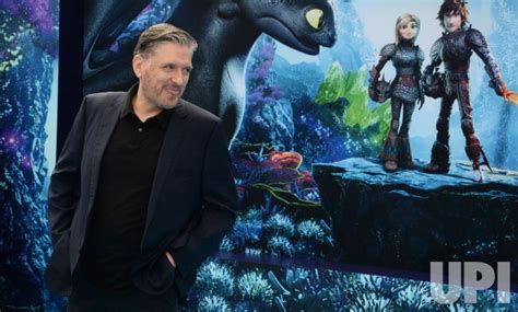 Photo: Craig Ferguson attends "How to Train Your Dragon: The Hidden World" premiere in Los ...