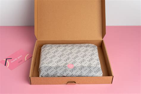 Dart Clothing – Packaging Of The World