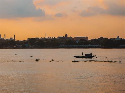 Taking A Magical Ganges River Cruise In Kolkata - 8 Reasons To Sail On ...